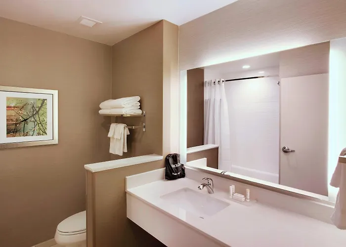 Fairfield & By Marriott Phoenix Tempe/airport 3*