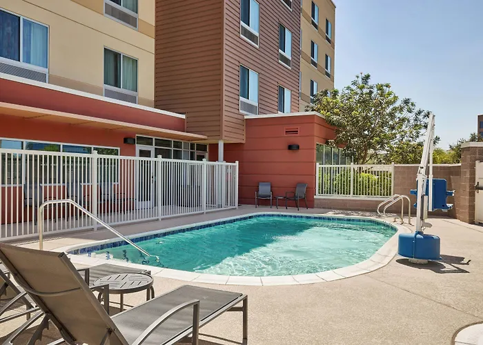 Hotel Fairfield & By Marriott Phoenix Tempe/airport
